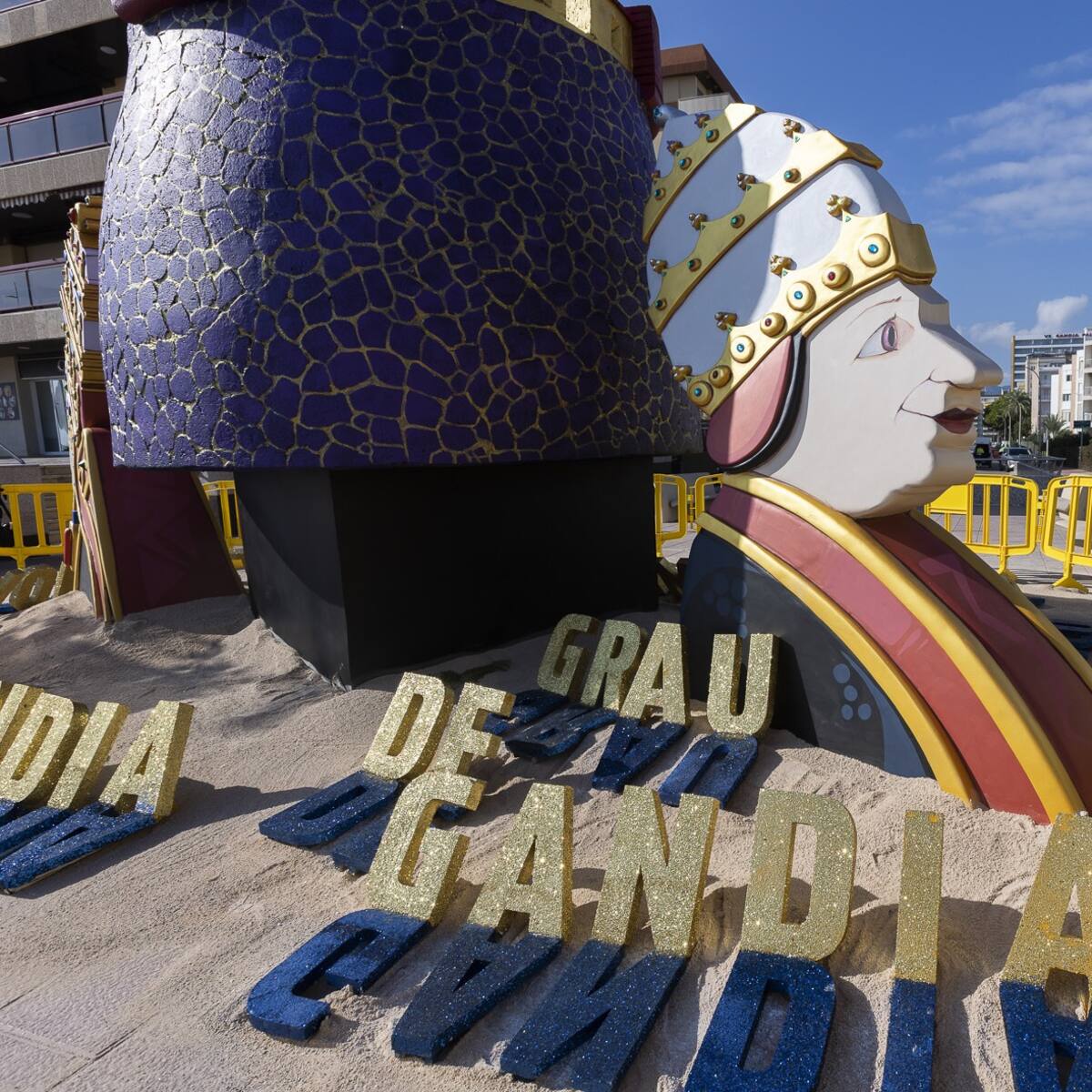 Gandia afronta el Puente del Pilar con una previsión de ocupación del 86 % y actividades falleras