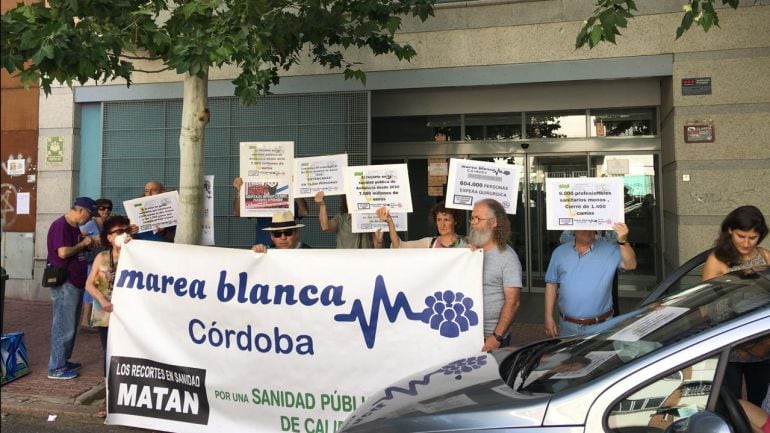 La Marea Blanca protesta en Santa Rosa