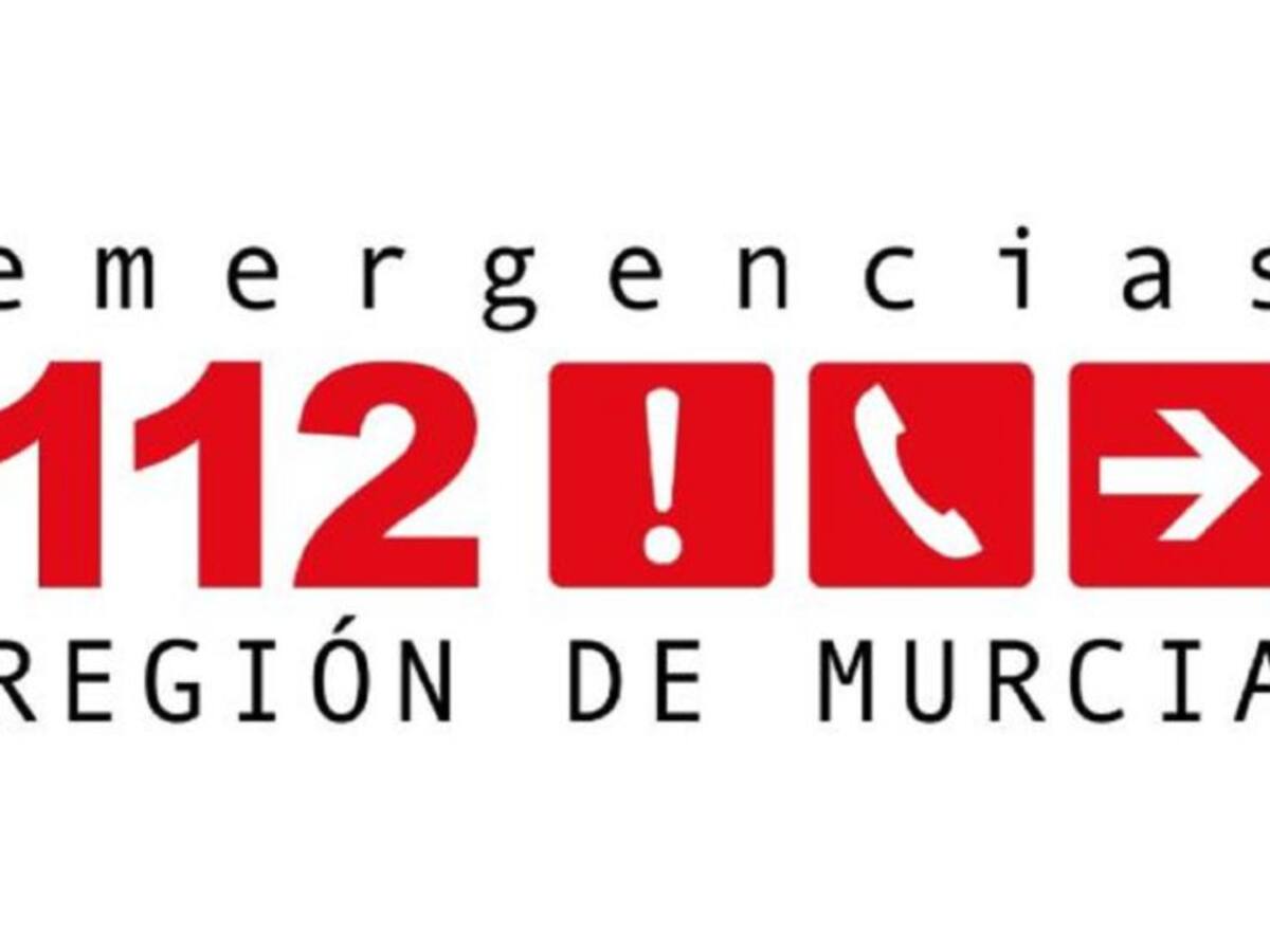 Trasladan al hospital a una mujer tras ser agredida con un arma blanca en Murcia