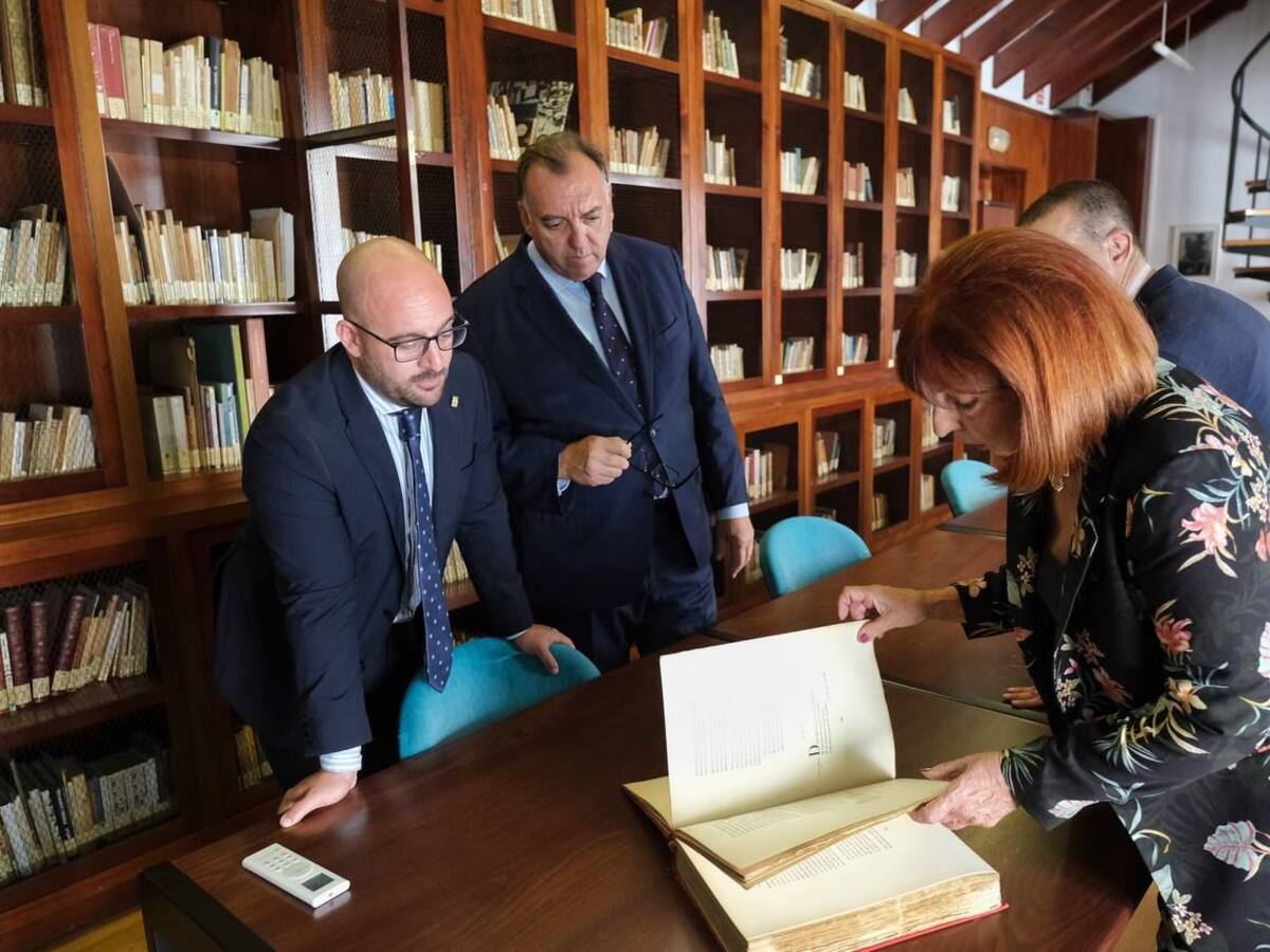 La Junta entra como patrono de Fundación Rafael Alberti y salva su disolución