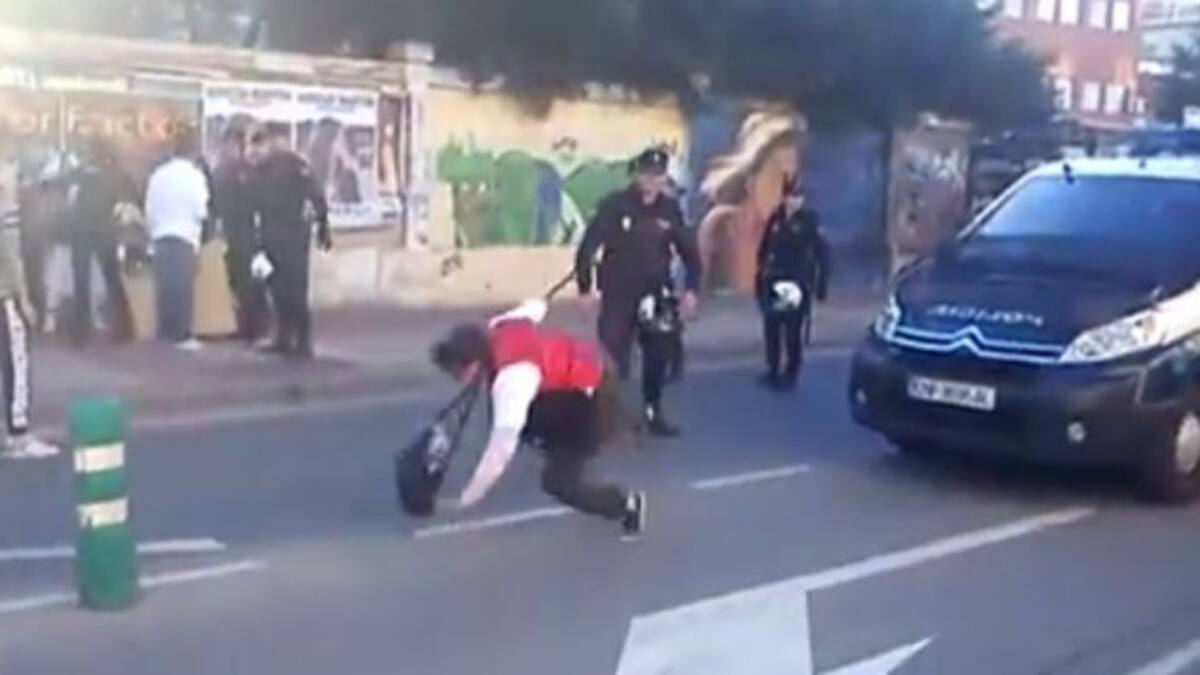 La audiencia anula parcialmente la no imputacion de dos agentes