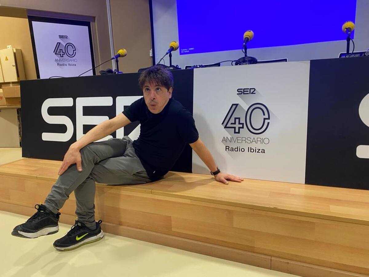 Éxito de público en el programa 'Transmite la SER', con Juan Carlos Ortega, desde Ibiza