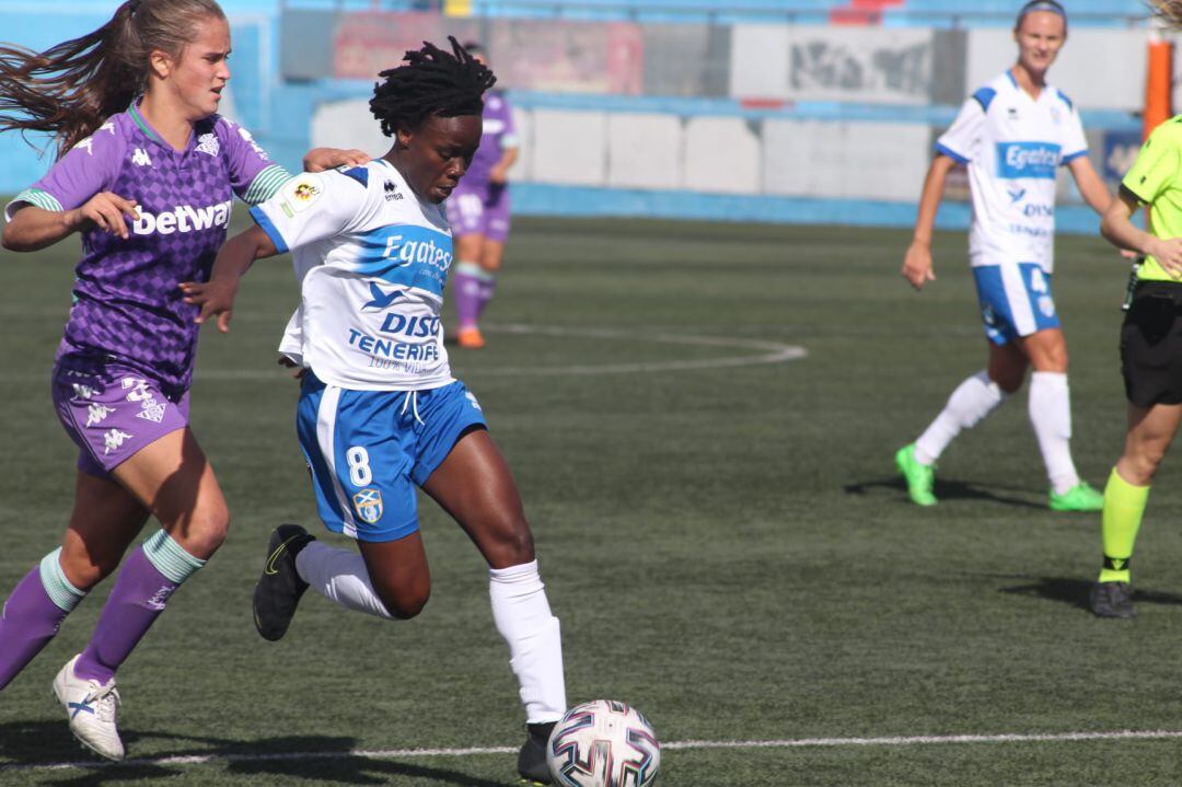 Angie Koko abrió el marcador para las tinerfeñas ante el Real Betis