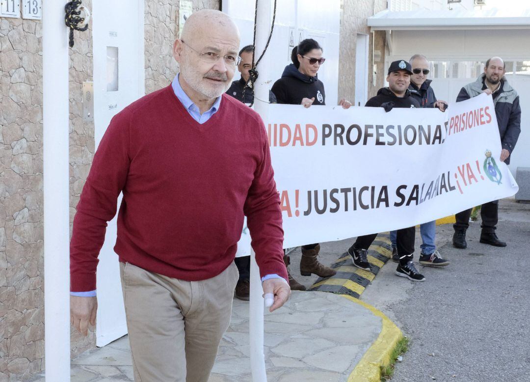 Cardona a la salida de la cárcel