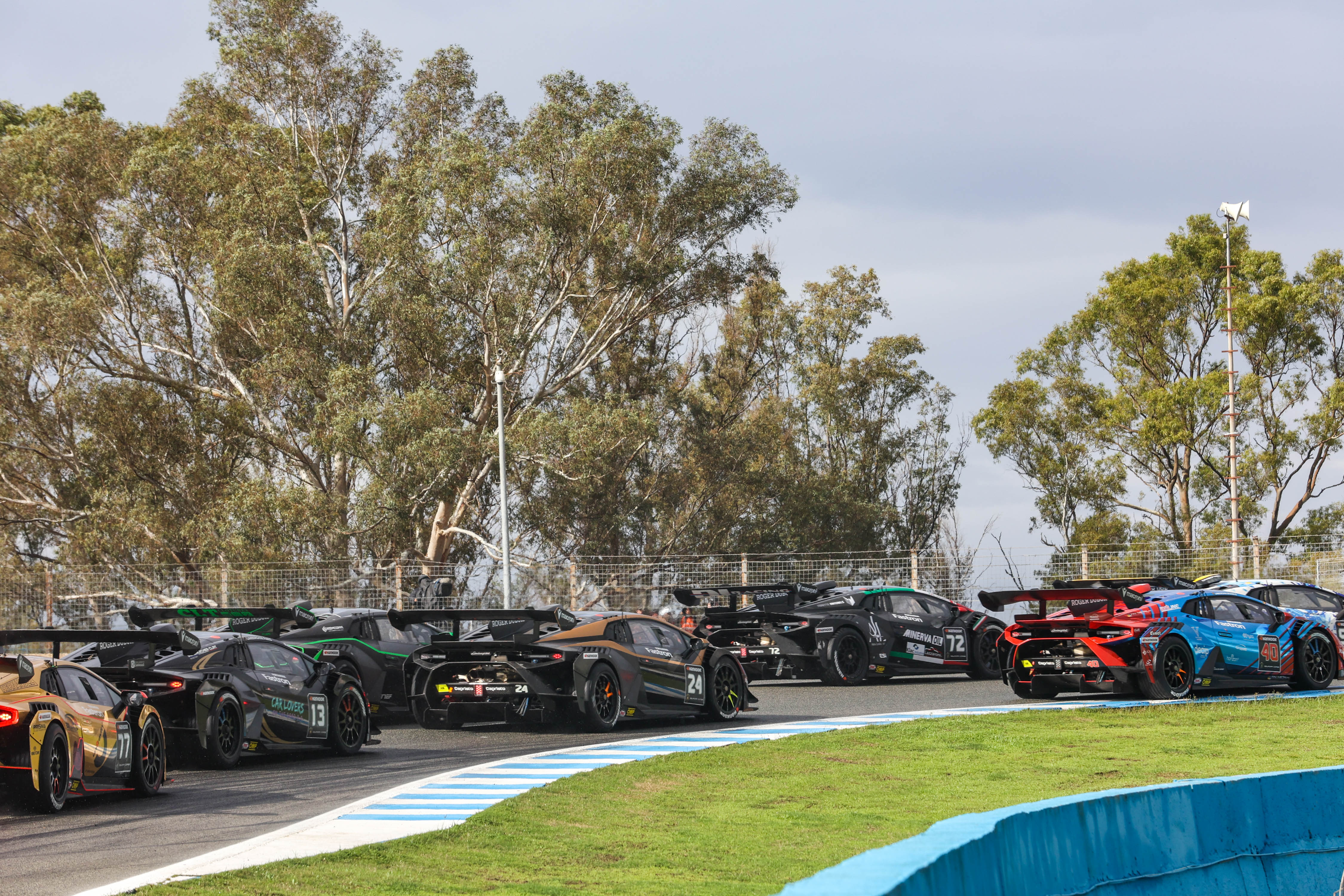 Comienzan las carreras del Trofeo Lamborghini en el Circuito de Jerez