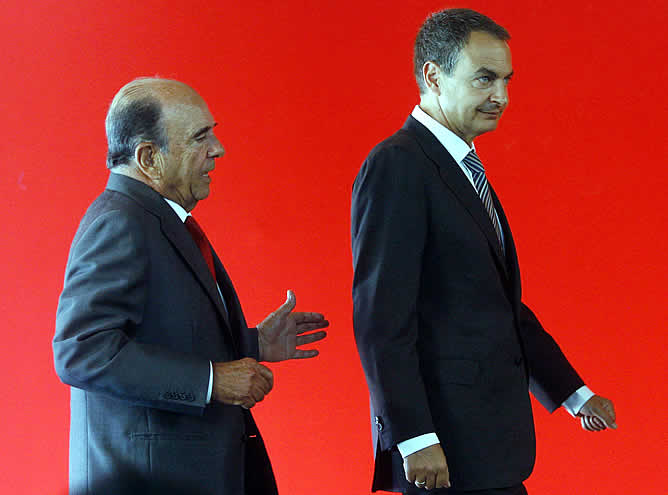 El presidente del Santander, Emilio Botín, y el presidente del Gobierno, José Luis Rodríguez Zapatero.