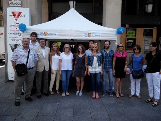 El PP ha hecho balance en la carpa informativa de la Plaza Aragón