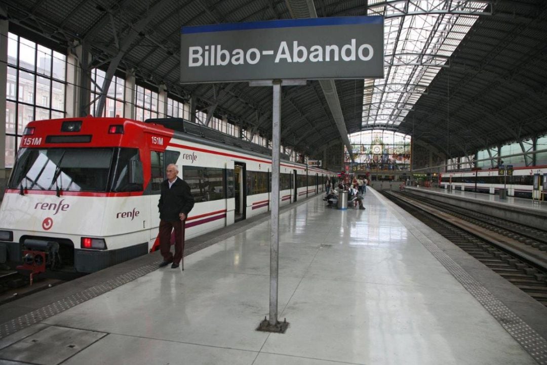 Imagen de la estación de Cercanías de Bilbao-Abando