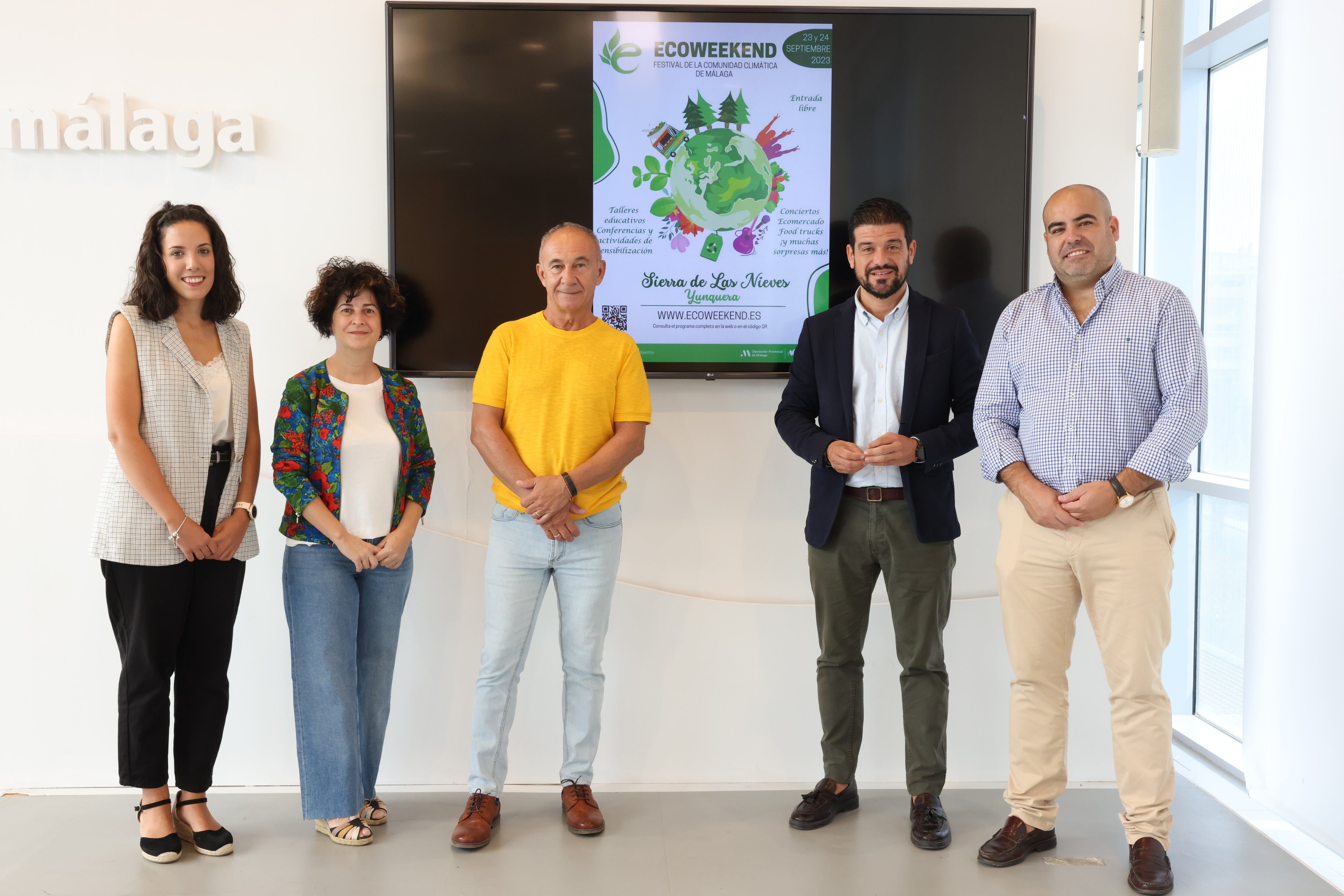 Cristóbal Ortega junto a representantes municipales de los ayuntamientos de Yunquera, El Burgo y Alozaina durante la presentación del encuentro