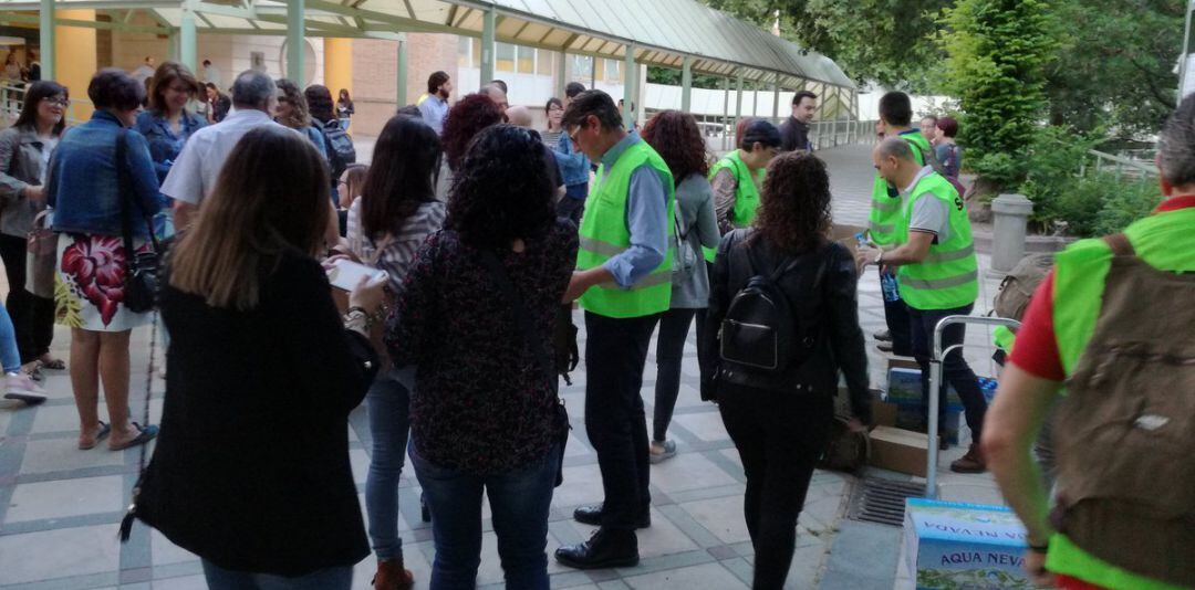 Inicio de la jornada de este domingo en las oposiciones de Enfermería del SAS.