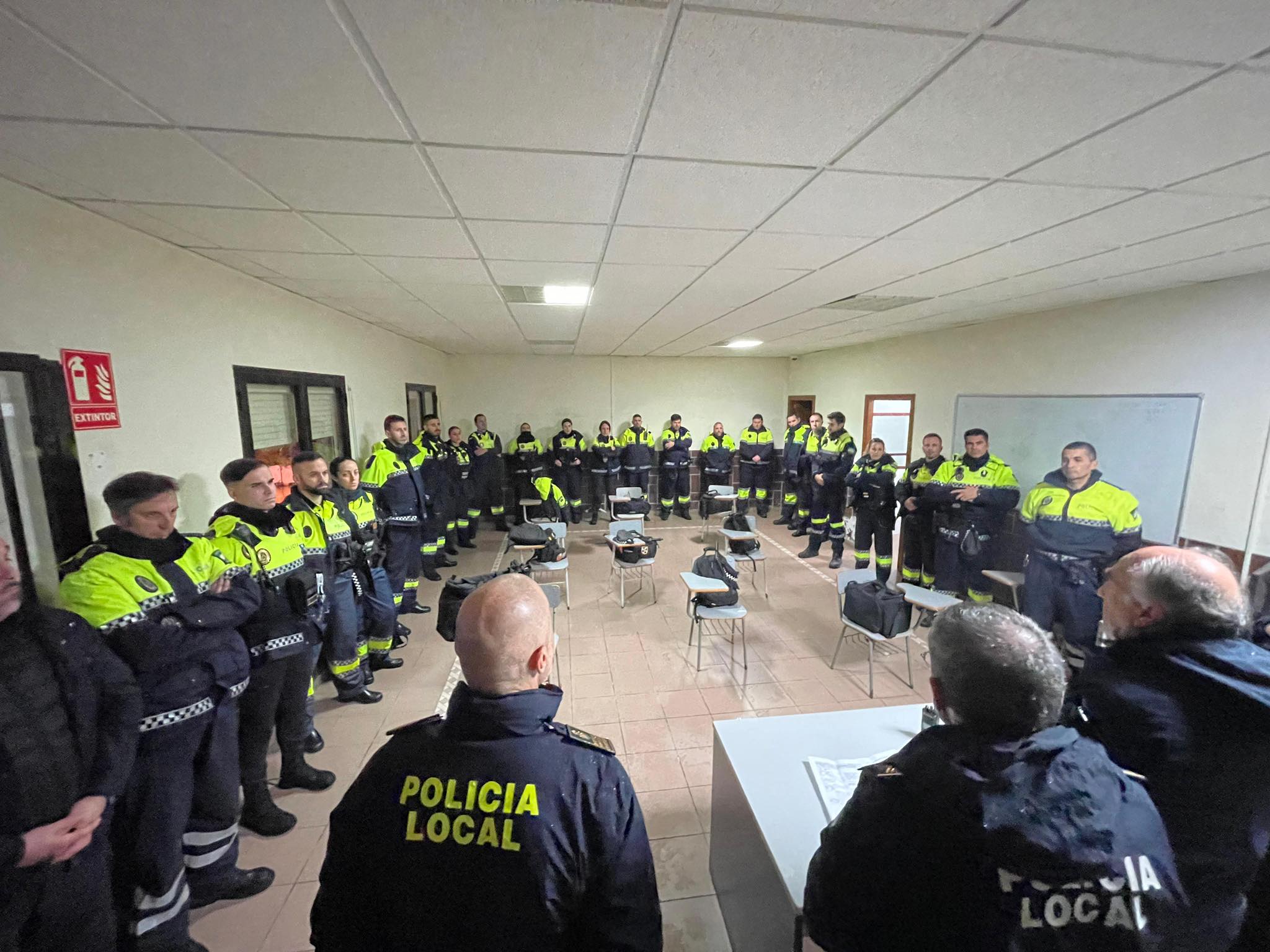 Reunión de Landaluce con efectivos de Policía Local