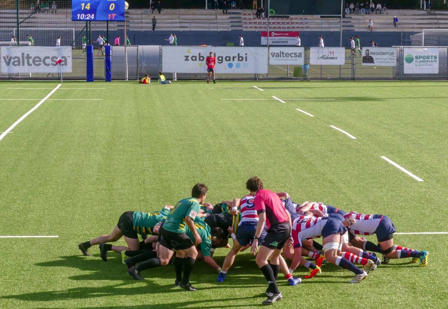 Jugadores del Uni Bilbao, durante un partido