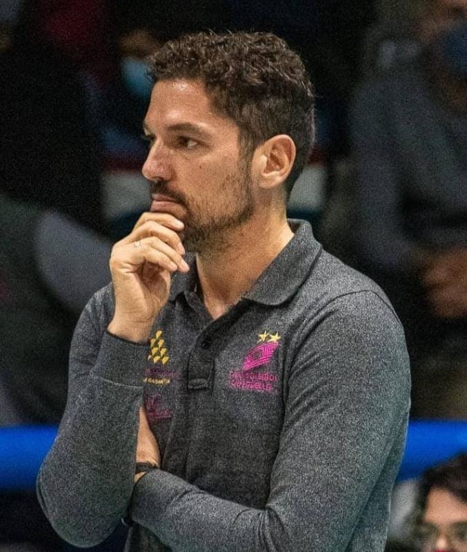 Entrenador de l'Avarca de Menorca de Volei Femení a Ciutadella
