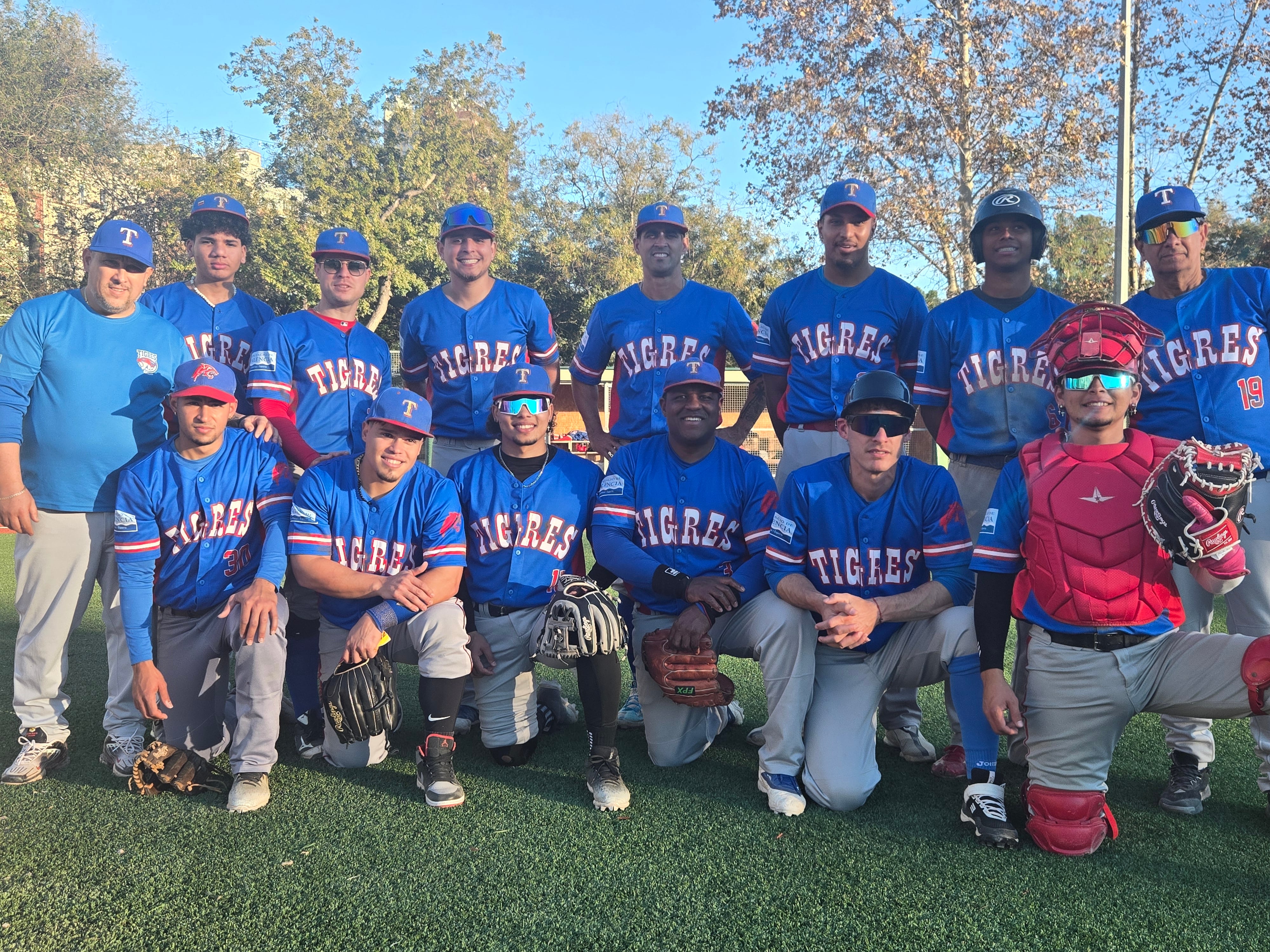 El Tigres Gandia en su partido ante el Antorcha Valencia./Tigres Gandia