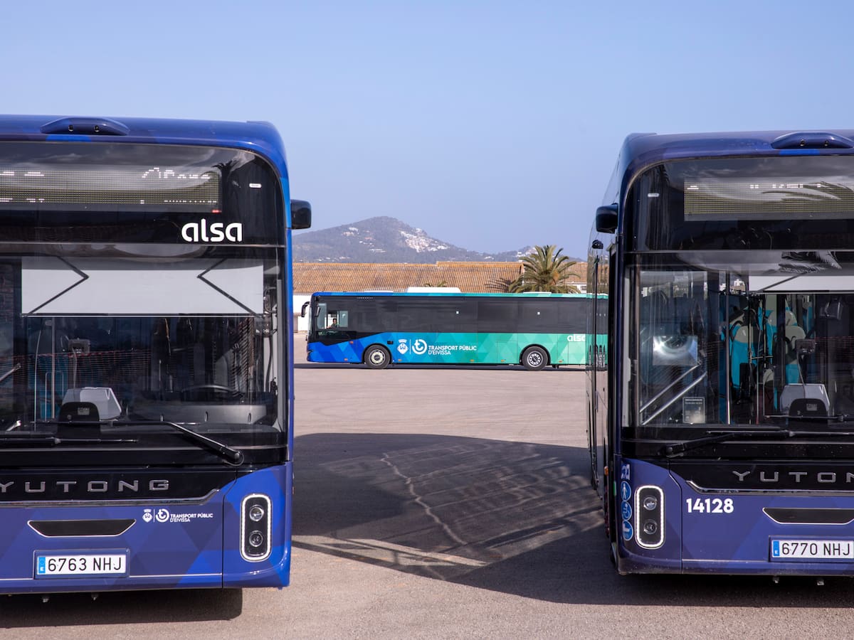 Todo preparado para la puesta en marcha de la nueva contrata de autobús en Ibiza el 1 de abril