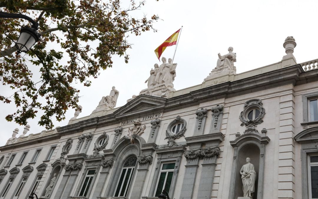 Fachada del edificio del Tribunal Supremo.