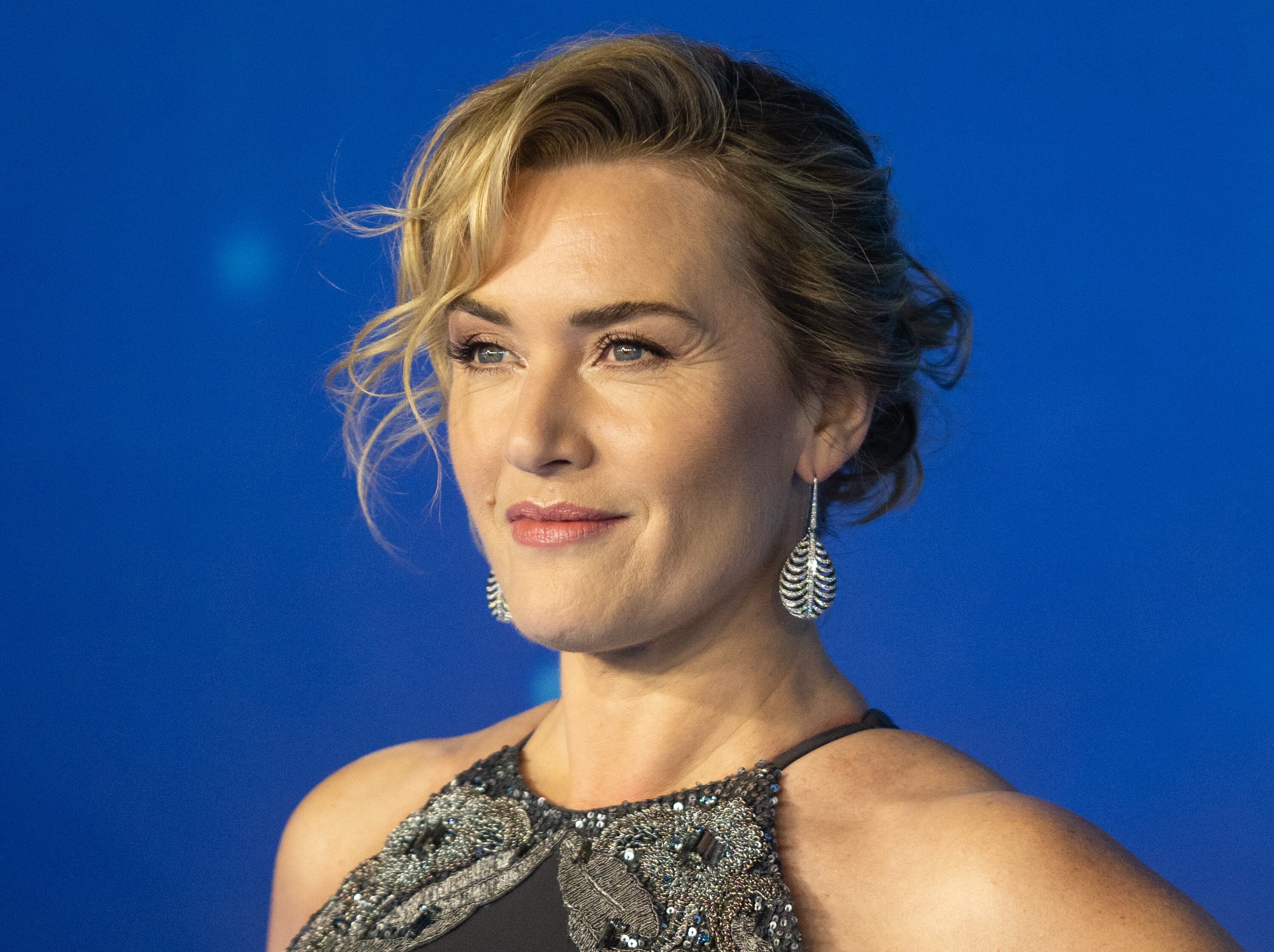 Kate Winslet durante la premiere en Londres (Photo by Samir Hussein/WireImage)