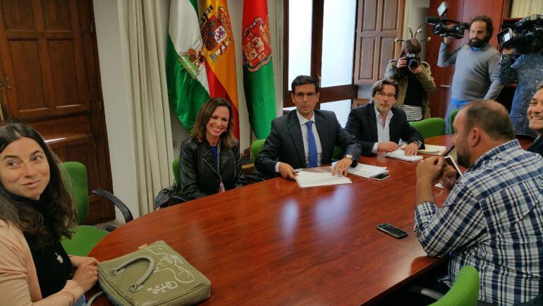 Junta de portavoces este lunes en el Ayuntamiento de Granada, la primera presidida por el nuevo alcalde Francisco Cuenca