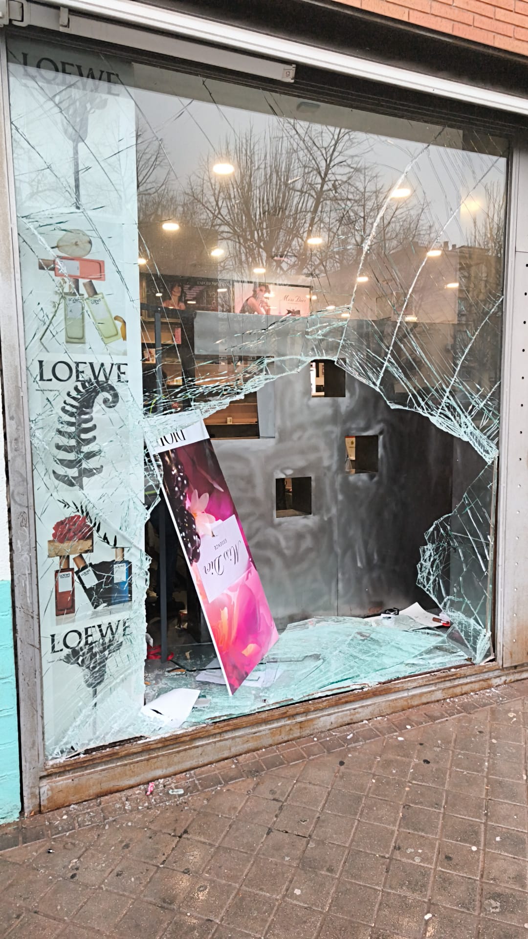 Robo en Perfumerías Alderete / SER Alcázar