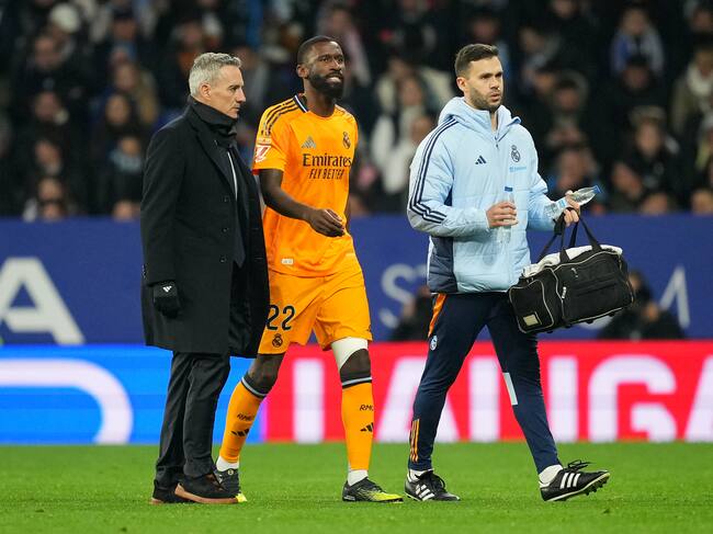 Rudiger se retira lesionado del partido ante el Espanyol