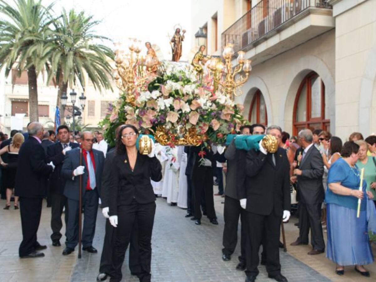 Novelda celebra el día de su Patrona
