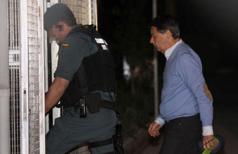 El expresidente de la Comunidad de Madrid, Ignacio González, detenido por supuesta corrupción en el Canal de Isabel II.