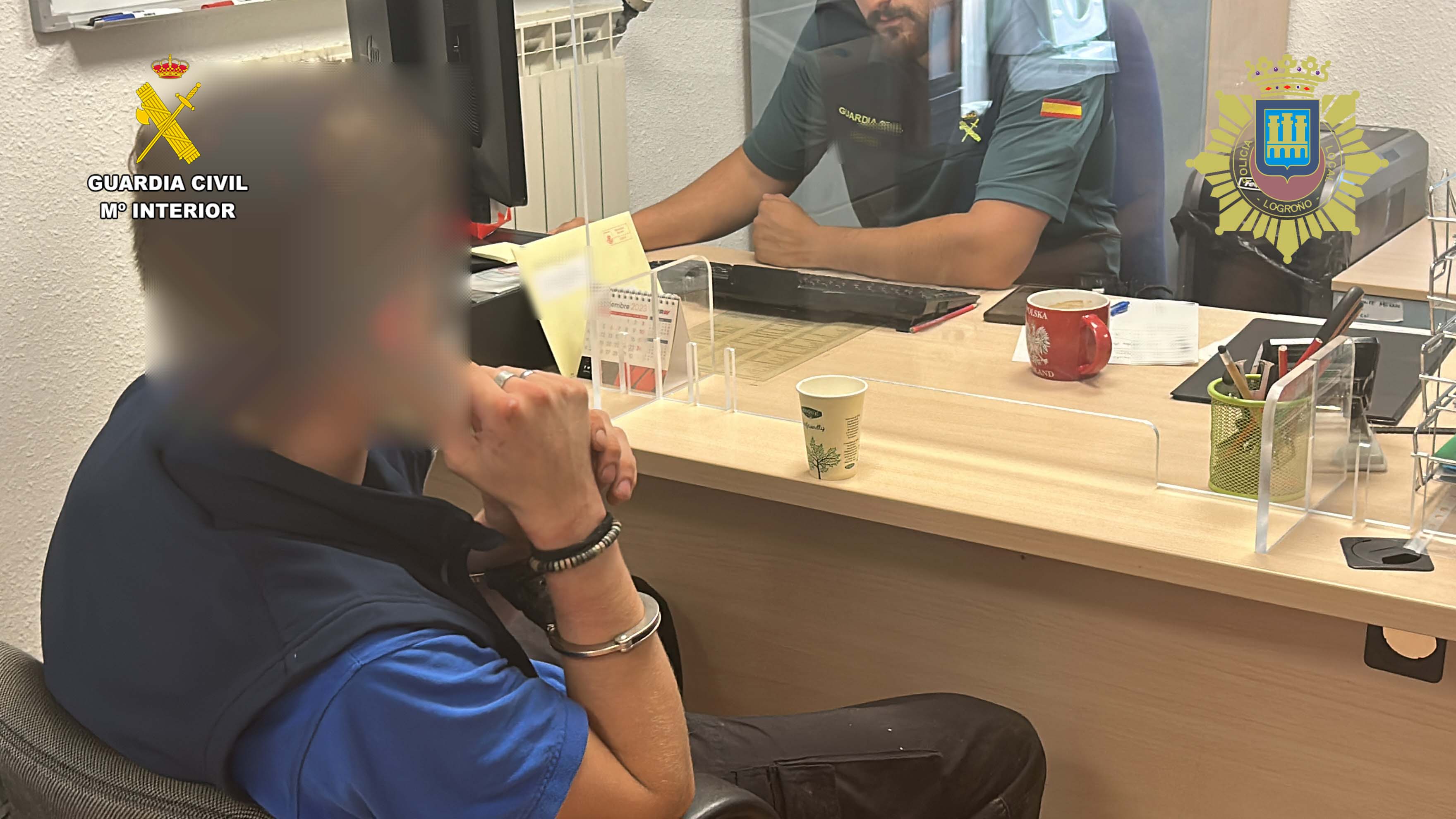 Tres detenidos por darse a la fuga con un vehículo y provocar un accidente en Logroño