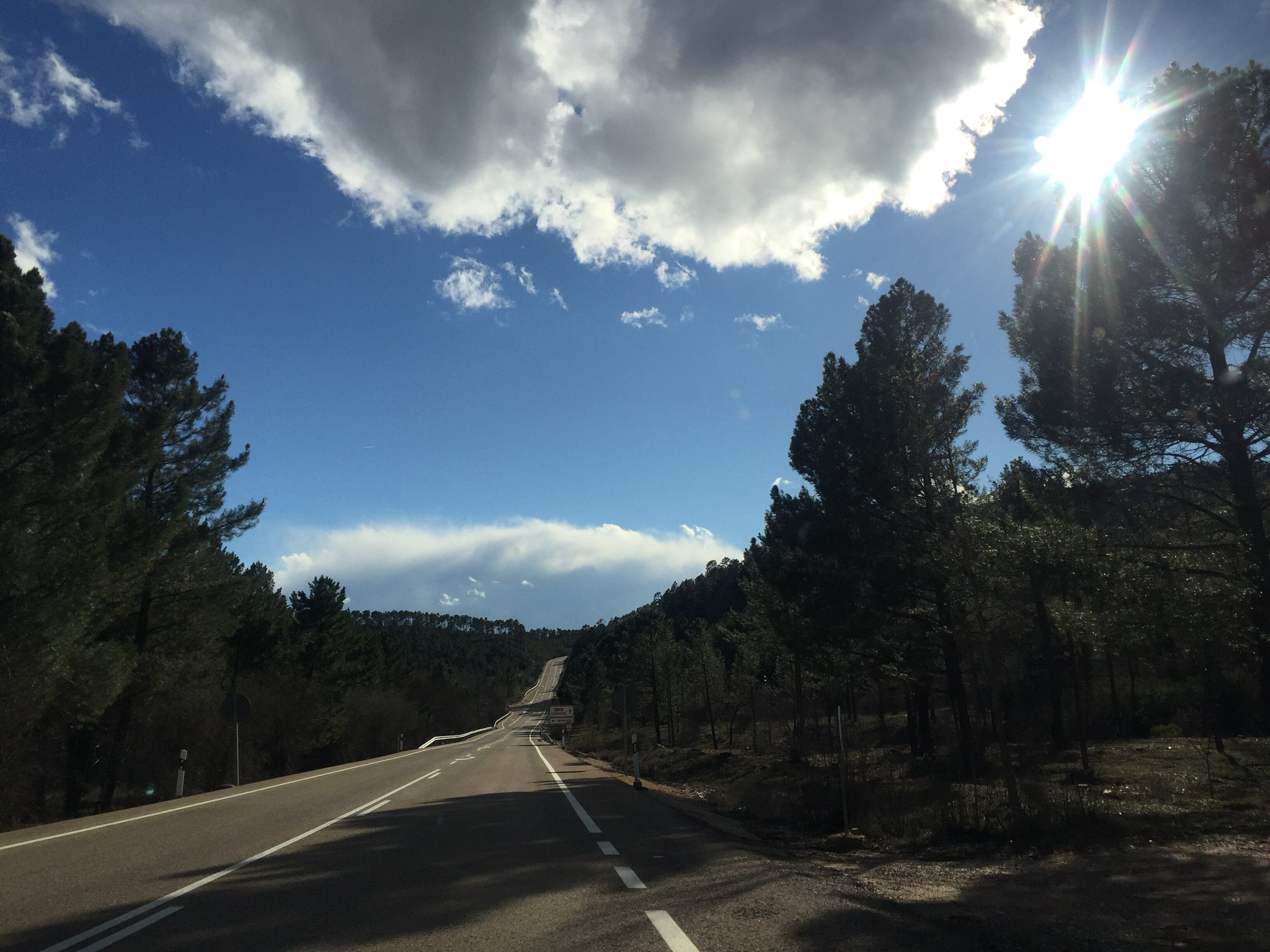 El anteproyecto contempla construir autovía o mejorar la carretera actual