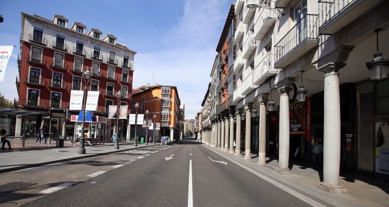 Plaza de Fuente Dorada, sin tráfico en el &#039;Día sin Coches&quot;