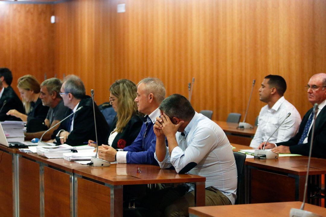  Acusados en el juicio por el homicidio de la mujer Lucía Garrido, que fue hallada sin vida en 2008 en la finca en la que residía de Alhaurín de la Torre 
 