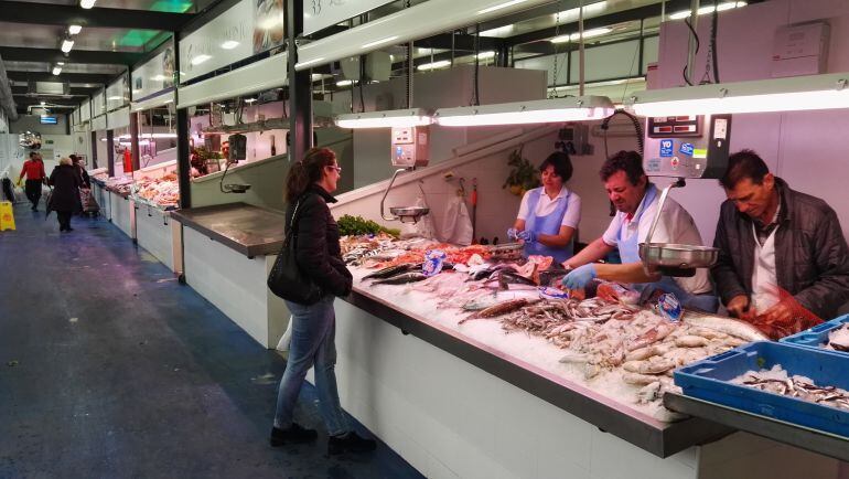 Una imagen del mercado provisional