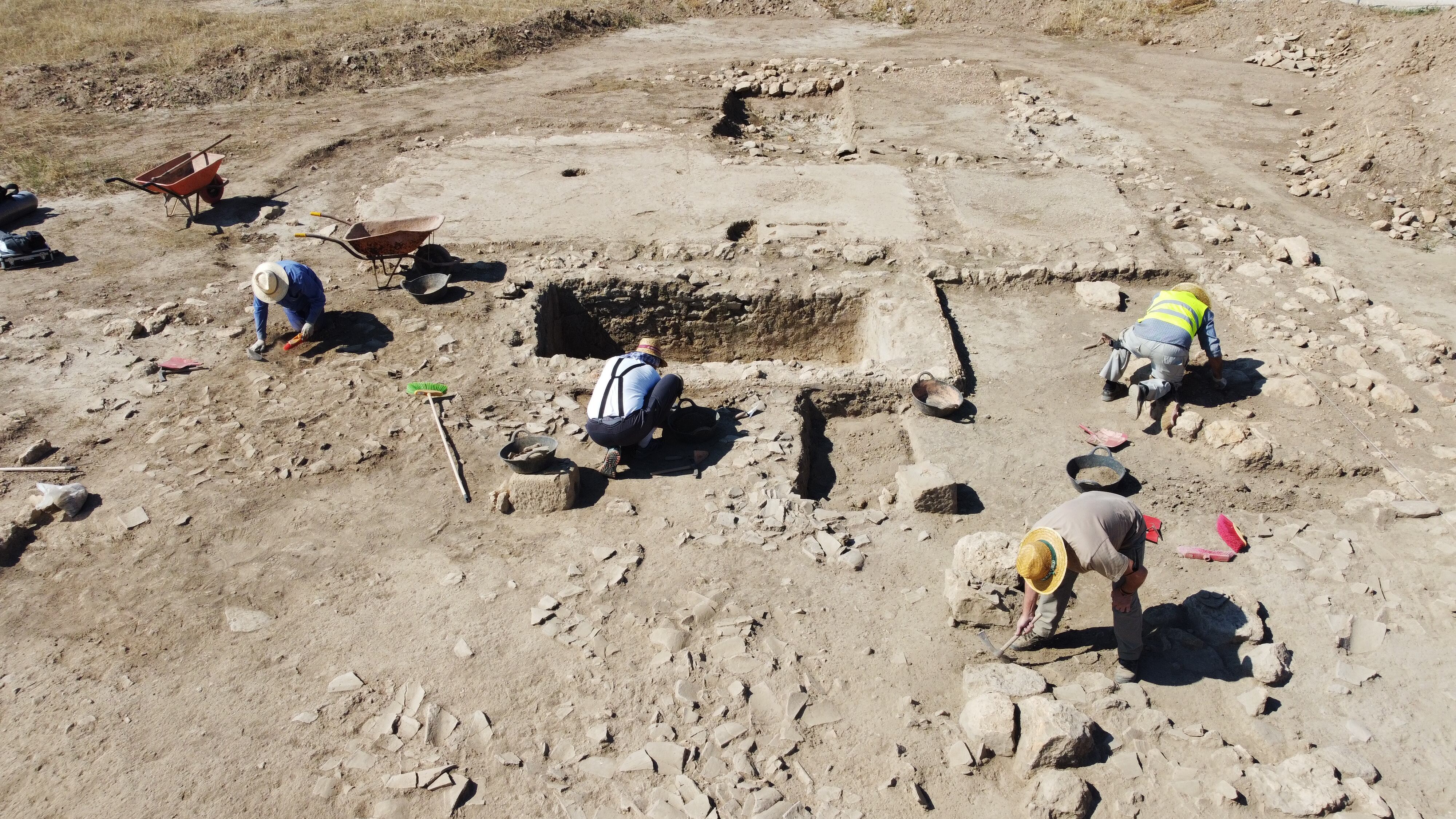 Imagen de archivo de los trabajos realizados en la Antigua Bodega del Peral de Valdepeñas (Ciudad Real)