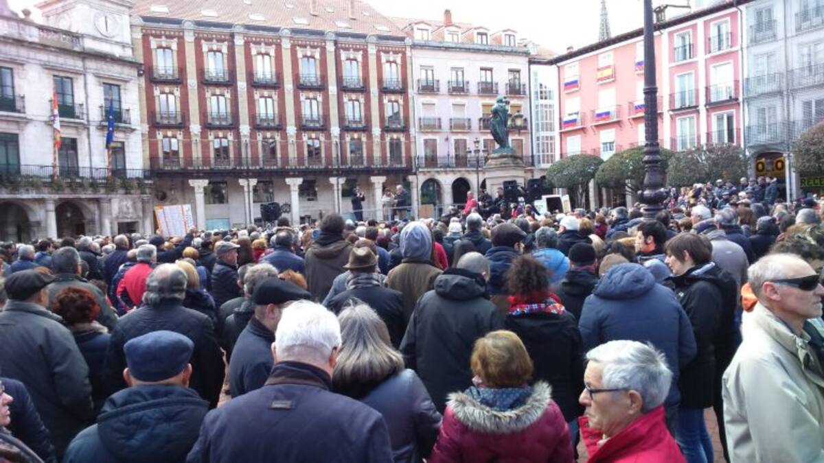 Más de 5.000 personas reivindican pensiones dignas