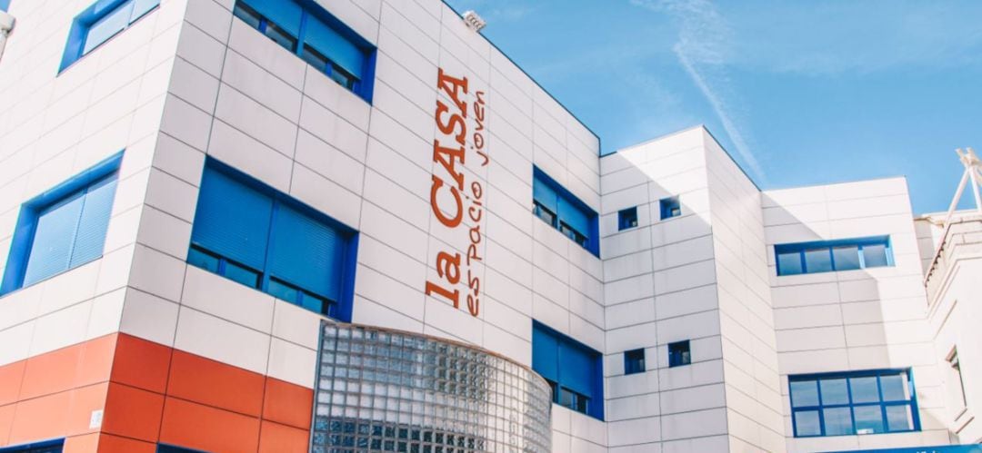 Exterior de la Casa de la Juventud