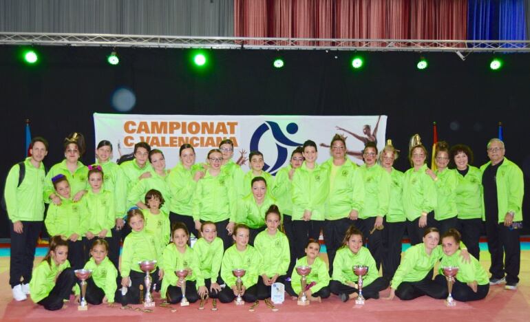 El equipo del Gimnasio &quot;Espadas&quot; de Elda tirunfó en Canals