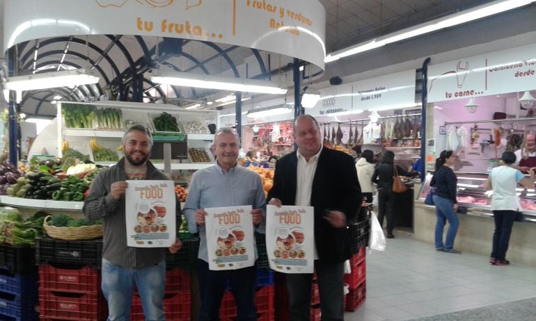 Presentación de la campaña en el Mercado de Santa Pola