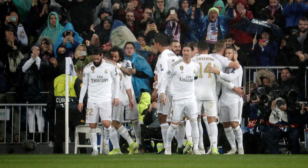 Los jugadores del Real Madrid, en un partido de la Champions League.