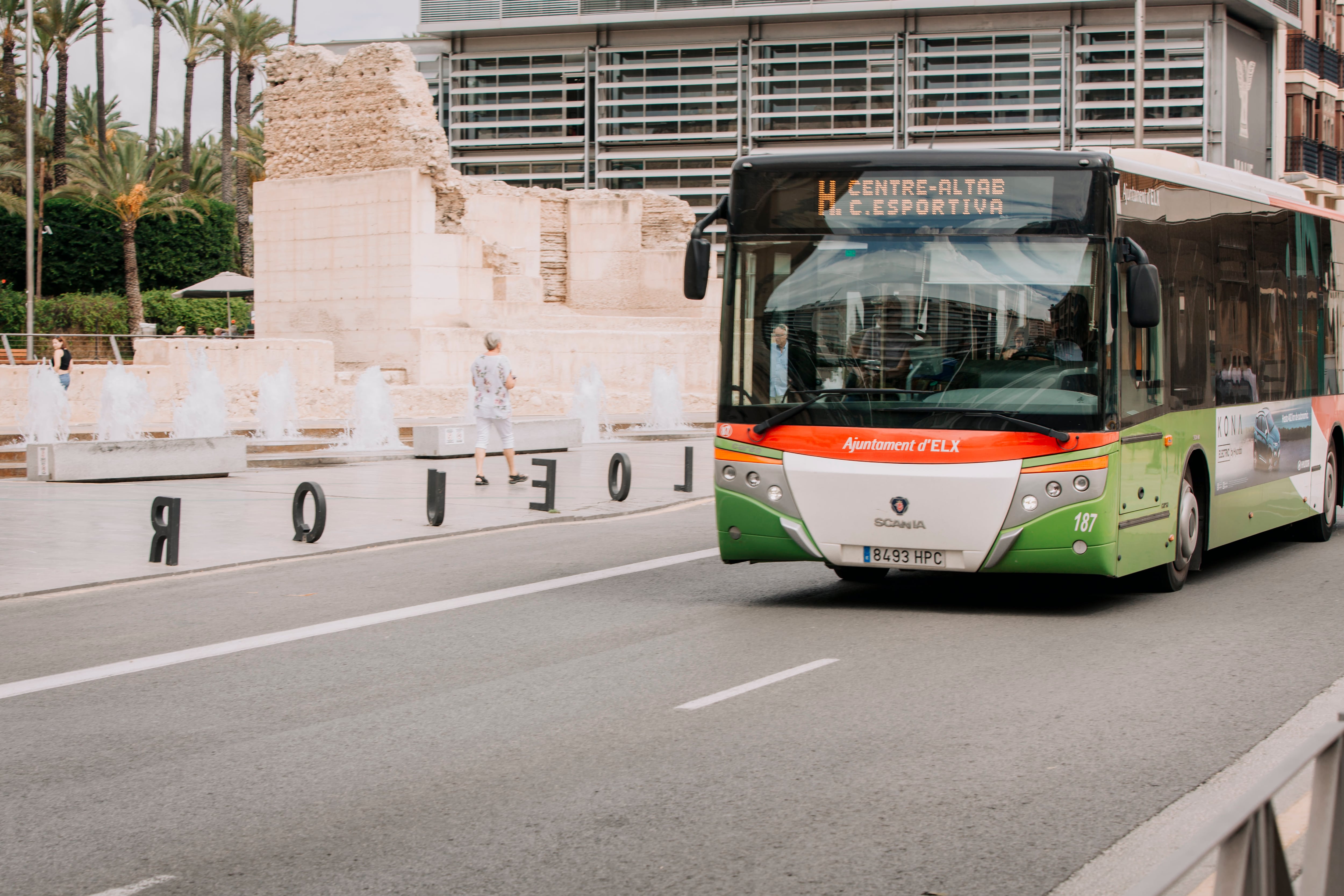 Autobús en Elche