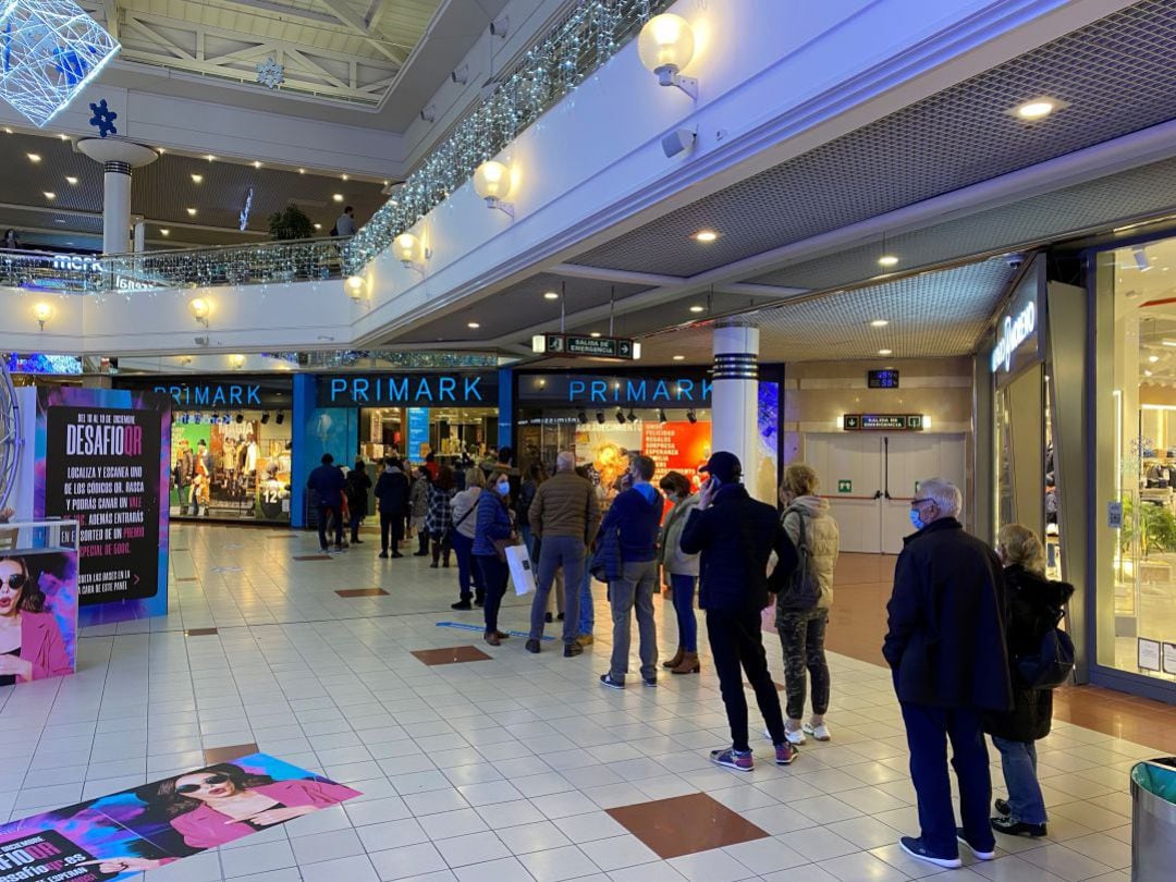 Centro comercial Valle Real en Camargo 