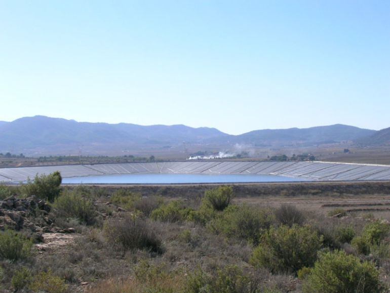 Imagen del embalse del Toscar