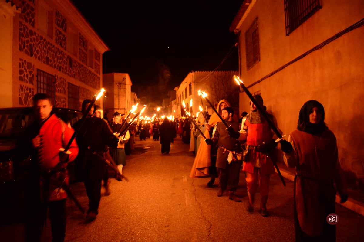 Imagen de archivo de la procesión de las antorchas de Montiel Medieval en la provincia de Ciudad Real