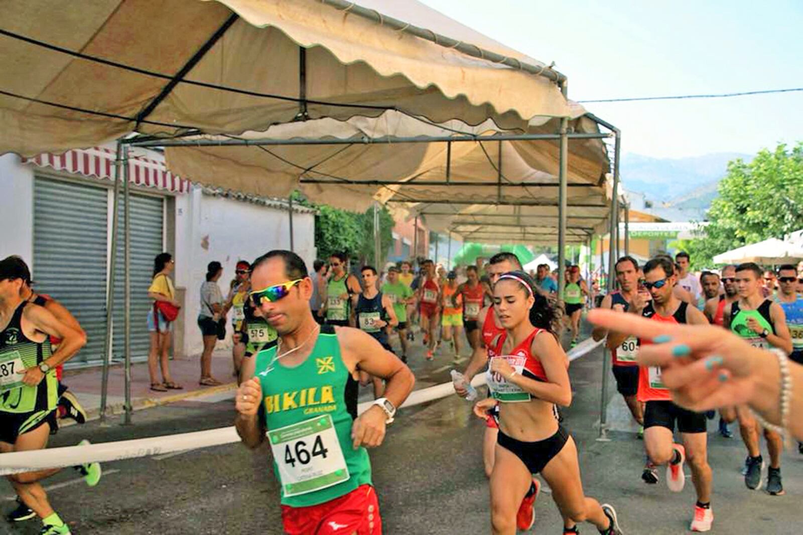 Momento de la carrera &#039;Villa de Bedmar&#039; de mayores en 2022