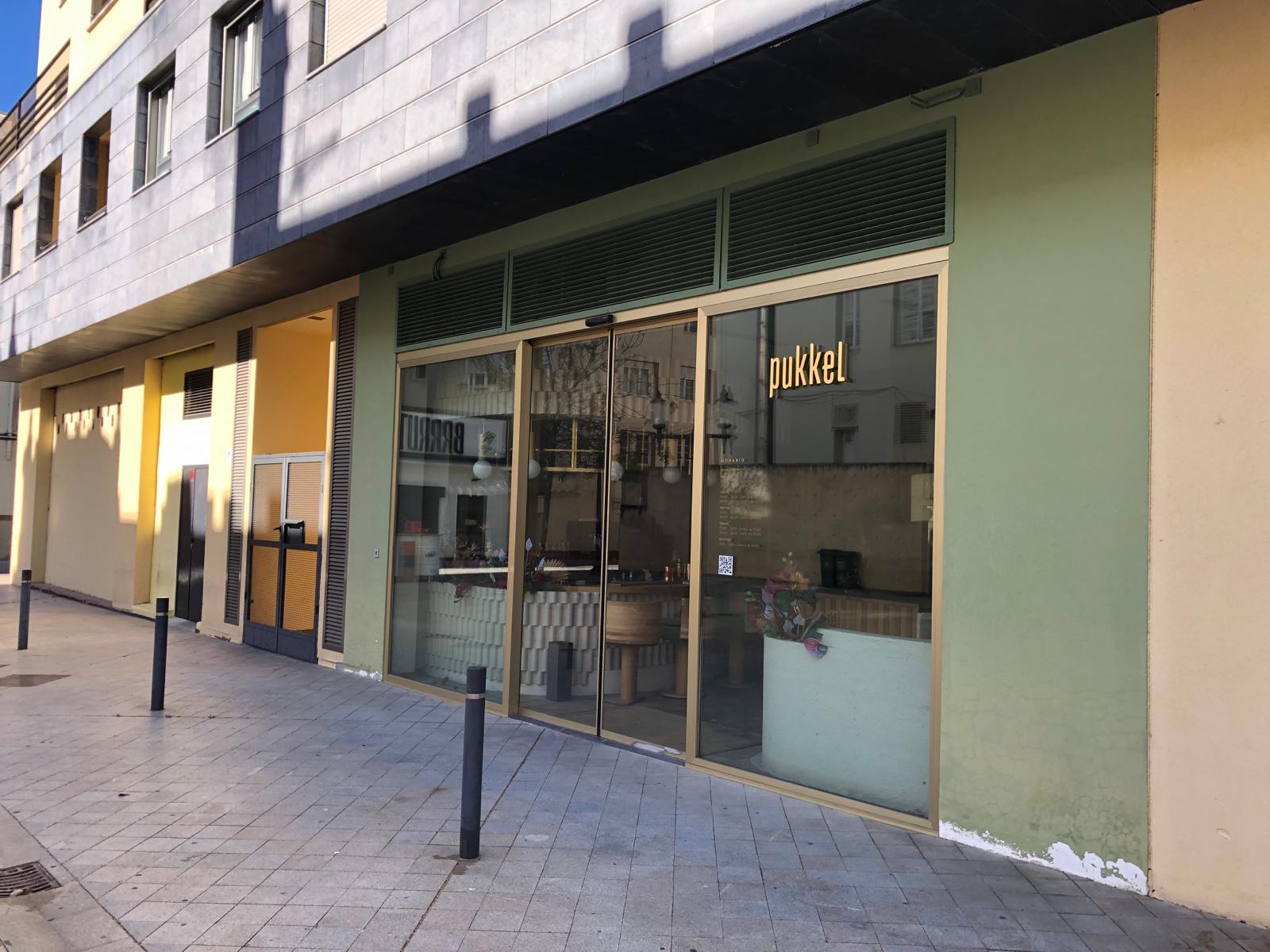 Fachada del restaurante Pukkel, que cerró hace ya un tiempo