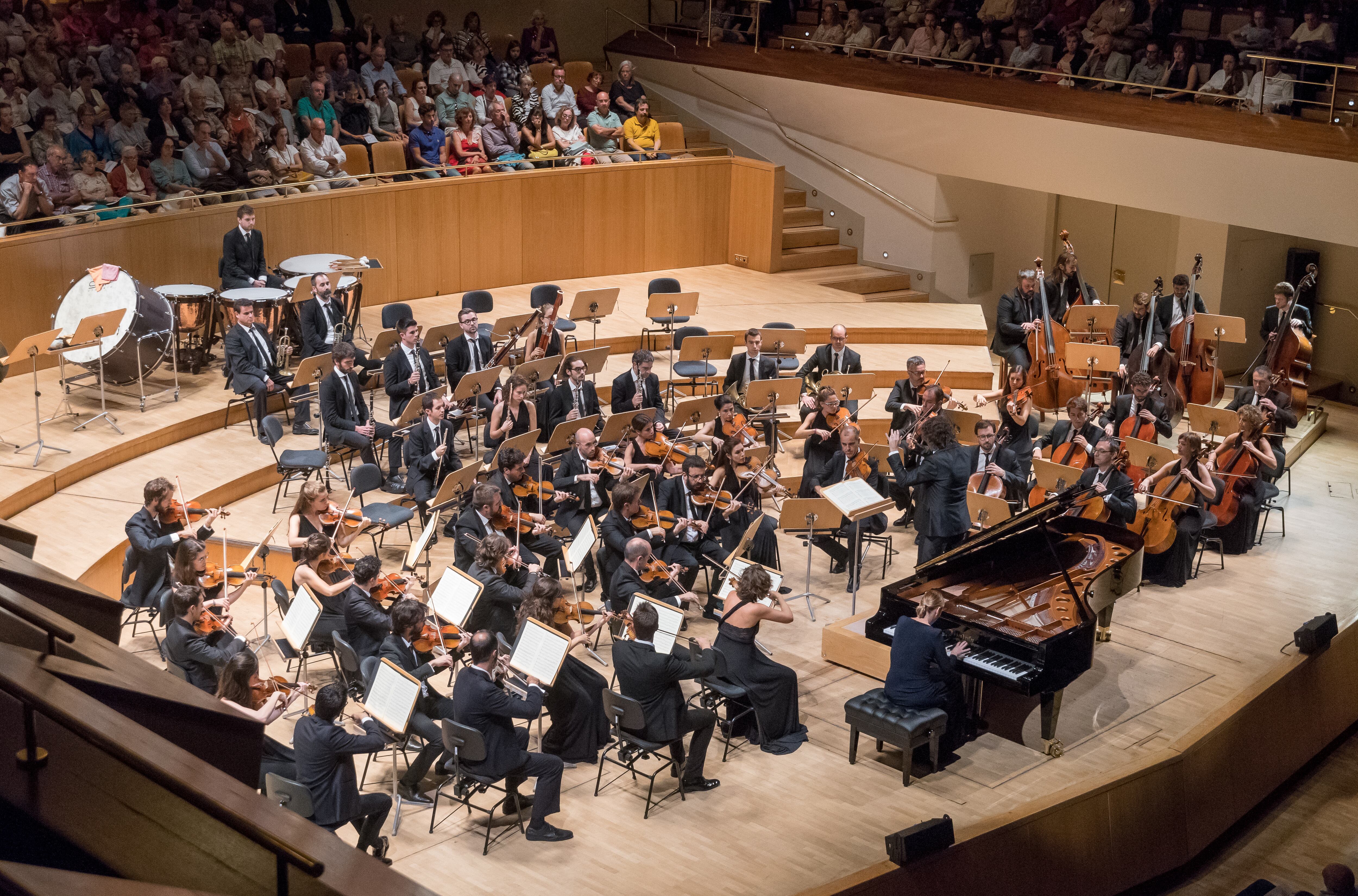 Orquesta liderada por Tomàs Grau