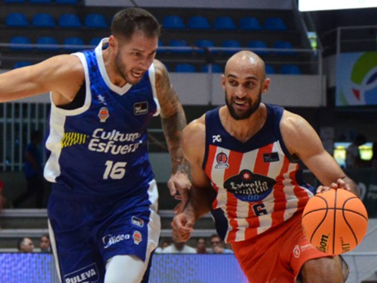 El Valencia no da opción al Leyma Coruña