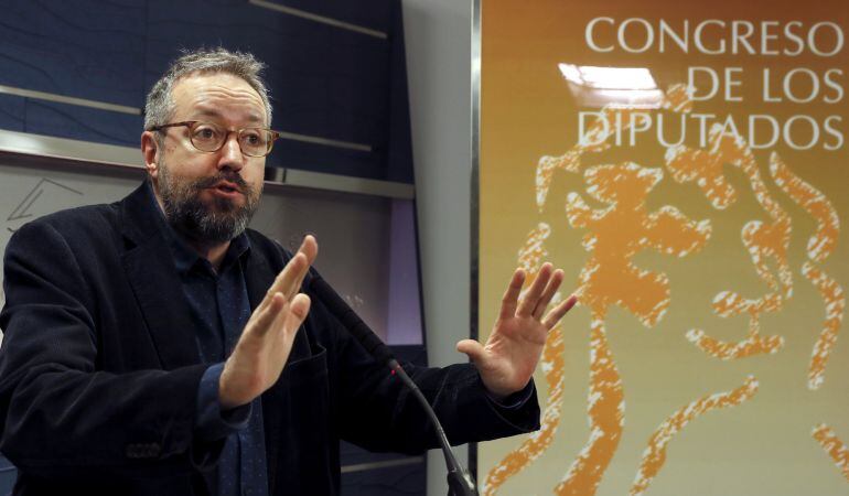 El portavoz de Ciudadanos en el Congreso, Juan Carlos Girauta, durante una rueda de prensa