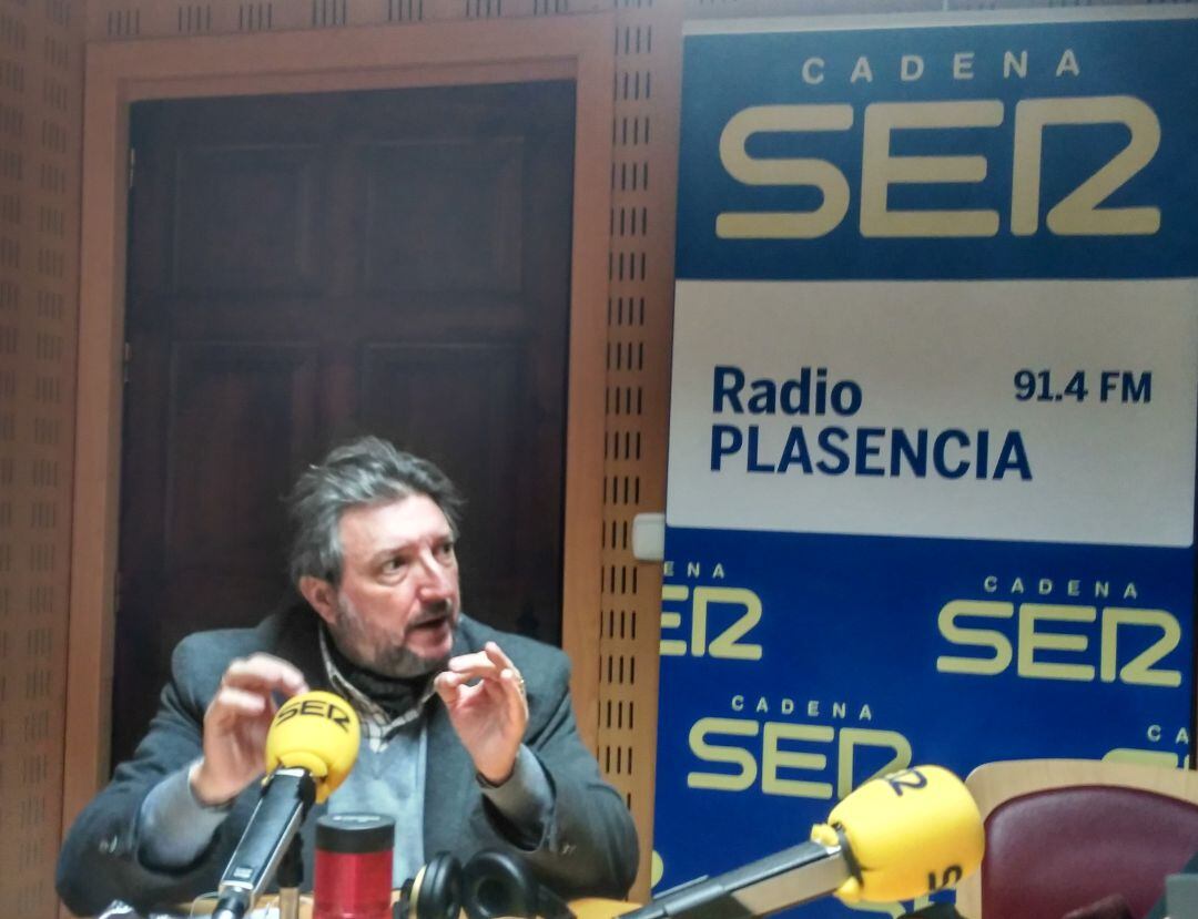 Eugenio Hernández, Presidente del Círculo Empresarial Placentino en los estudios de la Cadena SER