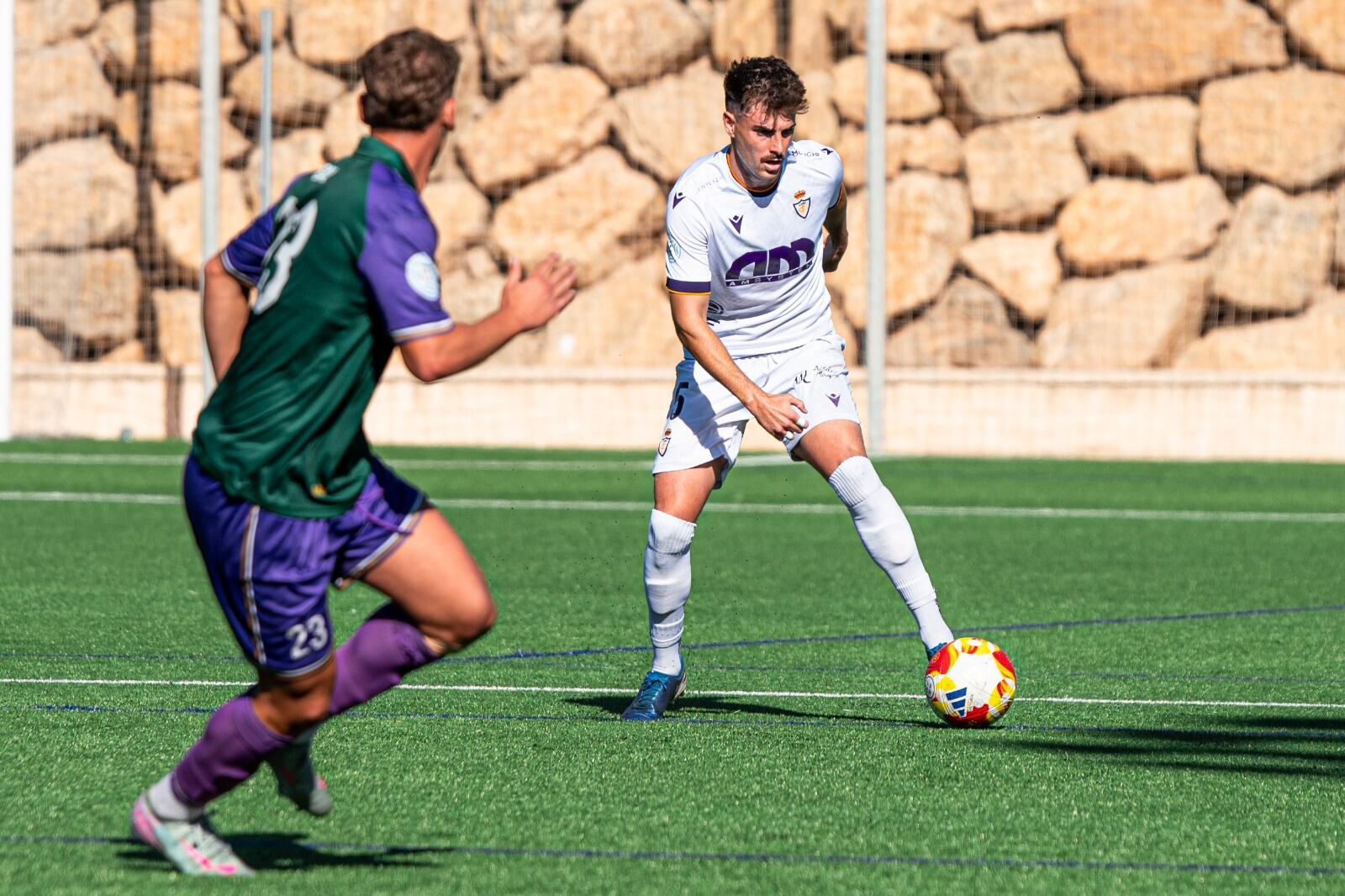 Jesús del Amo, durante uno de los partidos que ha disputado esta temporada con el Real Jaén.