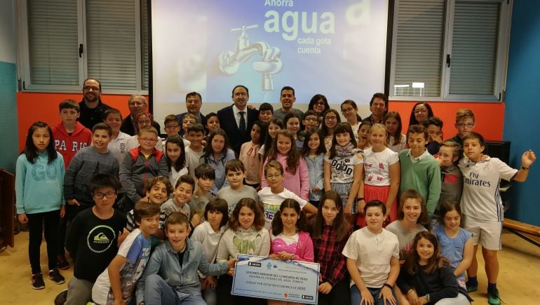 Los premiados en el concurso nacional de Aquona