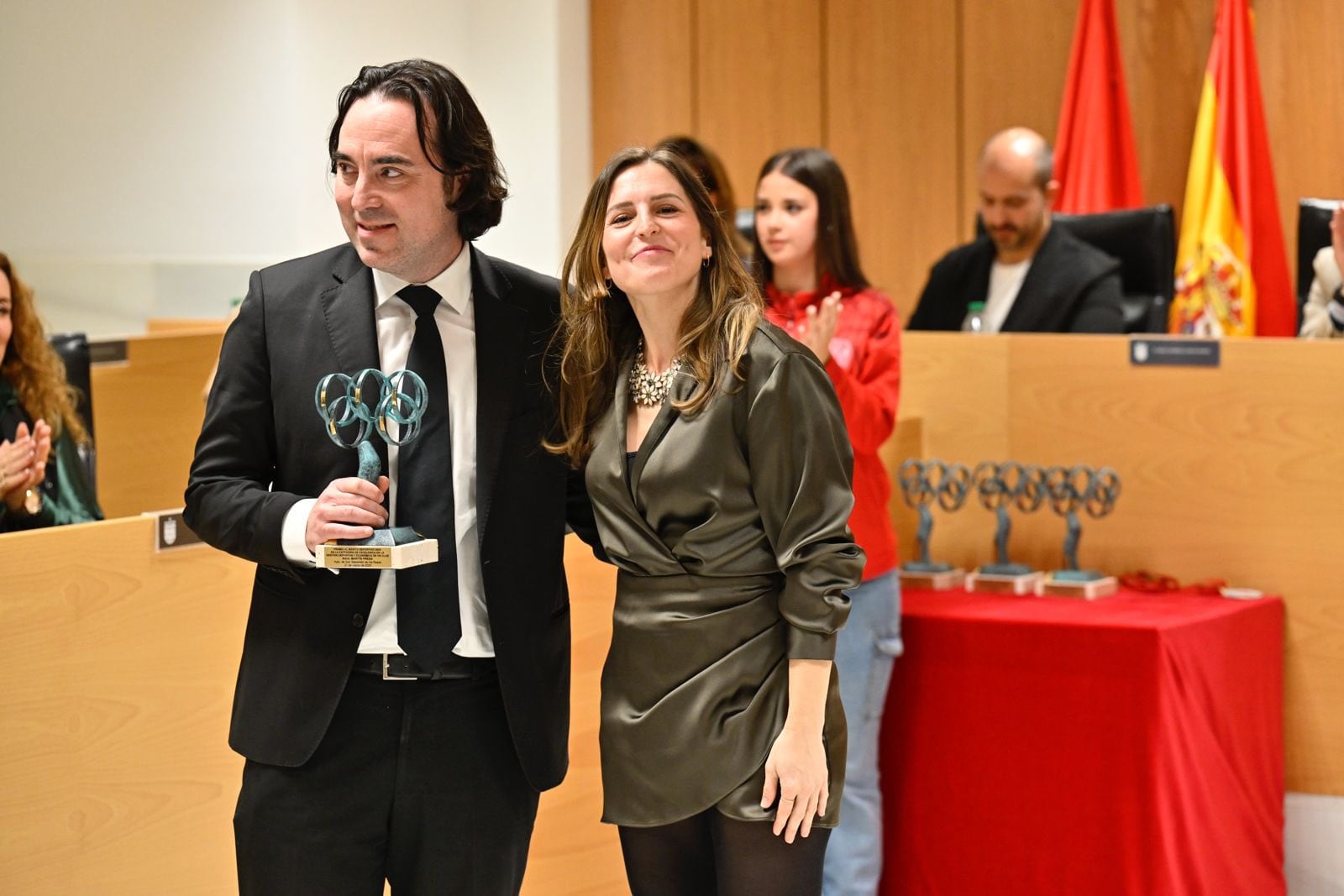 Raúl Martín Presa recibe un premio en San Sebastián de los Reyes